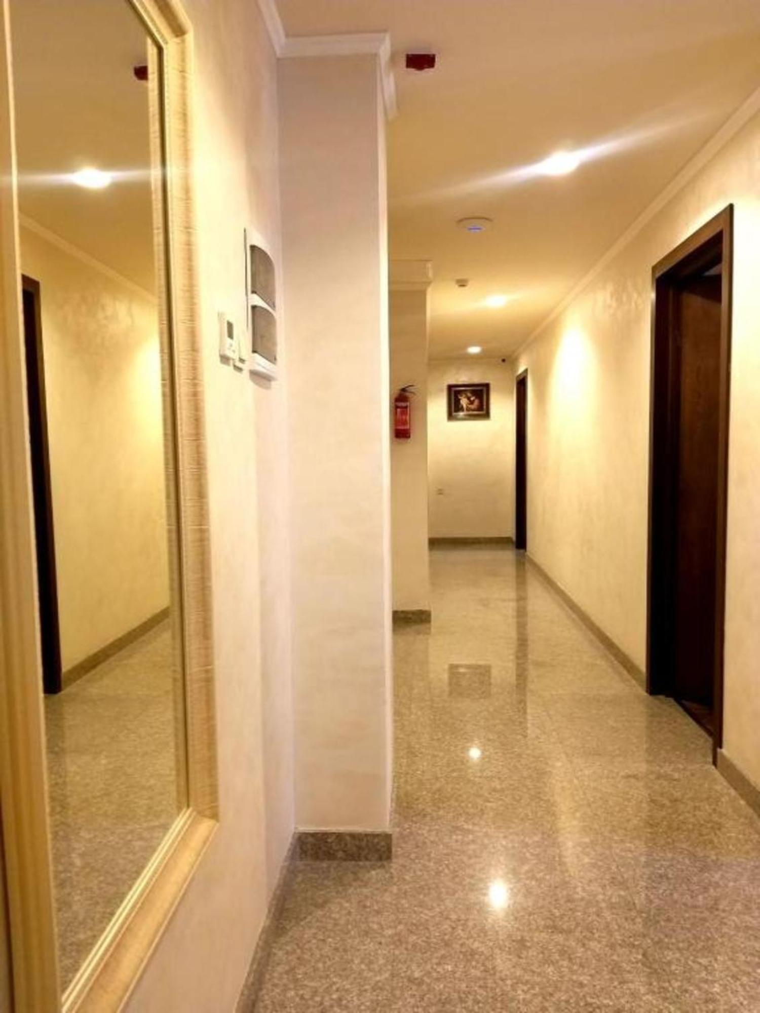 Partez Hotel エレバン エクステリア 写真
